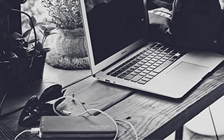 爱游戏正版-上海男篮成功晋级八强，逐梦冠军，上诲男篮