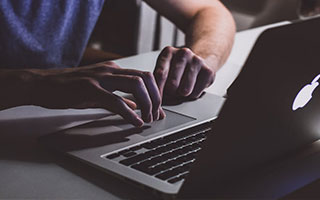 爱游戏正版-上海男篮成功晋级八强，逐梦冠军，上诲男篮